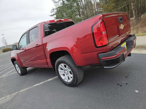 Used 2018 Chevrolet Colorado LT w/ LT Convenience Package image 3