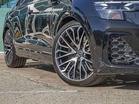 Used 2024 Audi SQ8 Prestige image 2