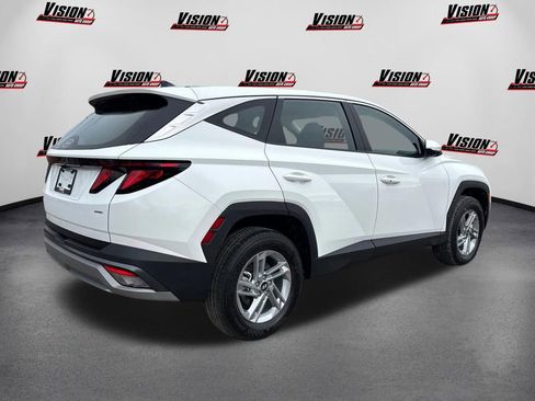 New 2026 Hyundai Tucson SE image 5