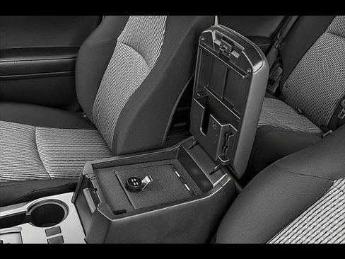 Used 2024 Toyota 4Runner SR5 AWD/4WD image 78