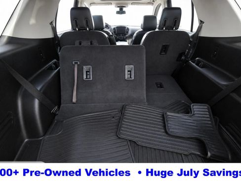 Used 2018 Chevrolet Traverse Premier AWD/4WD image 19