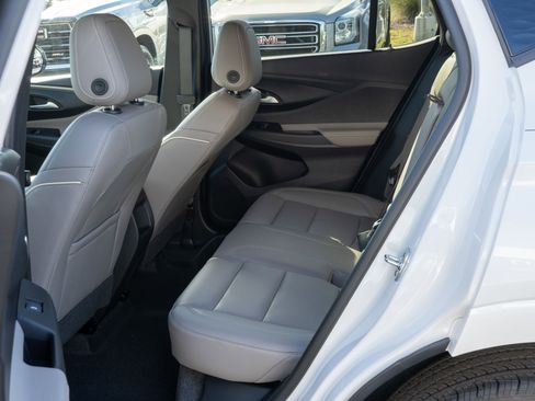 New 2026 Buick Envista Avenir image 19