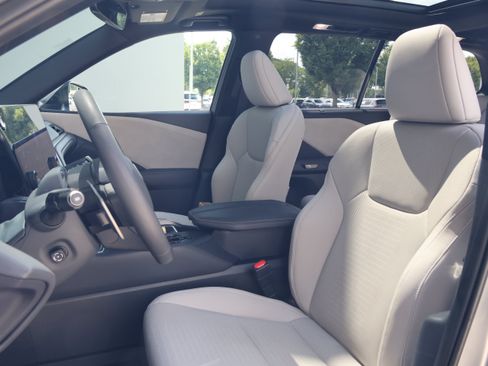 Used 2025 Lexus TX 350 AWD w/ Technology Package image 35