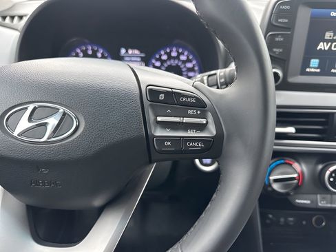 Used 2020 Hyundai Kona SEL Plus image 16