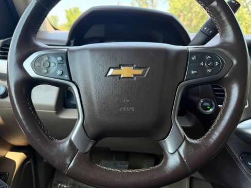 Used 2015 Chevrolet Tahoe LT w/ Luxury Package AWD/4WD image 13
