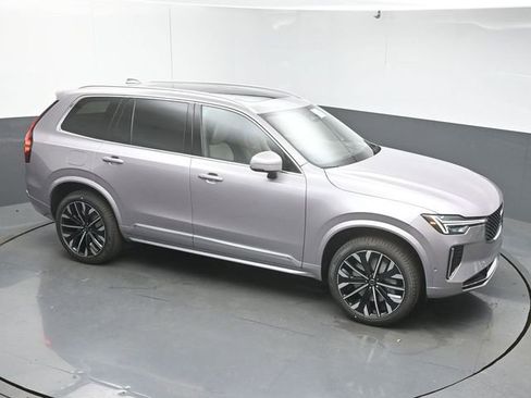 New 2026 Volvo XC90 B6 Ultra w/ Protection Package Premier image 42
