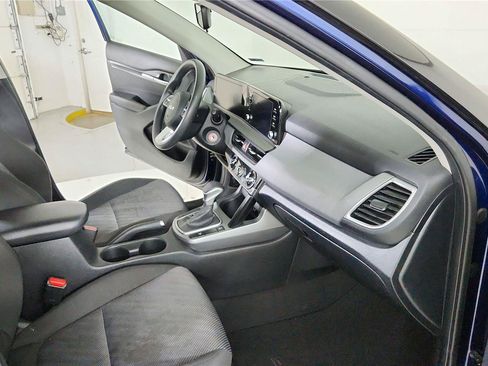 Used 2025 Kia Seltos LX AWD/4WD image 26