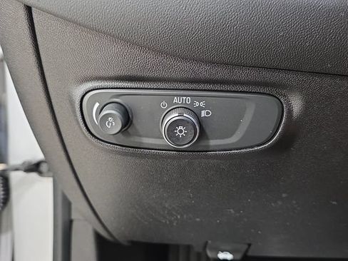 Used 2019 Chevrolet Equinox LT AWD/4WD image 26