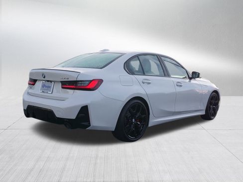 New 2026 BMW 330i Sedan w/ M Sport Package image 3