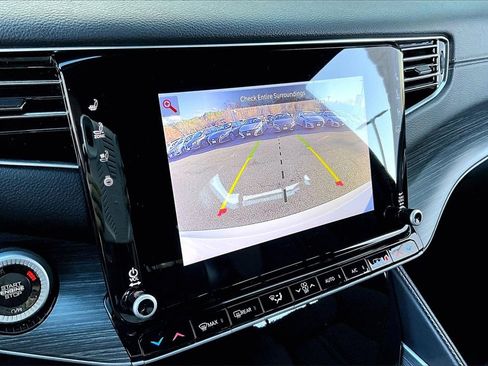 Used 2024 Jeep Wagoneer L Series II w/ Flexible Seating Group image 24