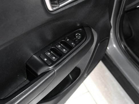 Used 2020 Hyundai Venue SEL w/ Convenience Package FWD image 46