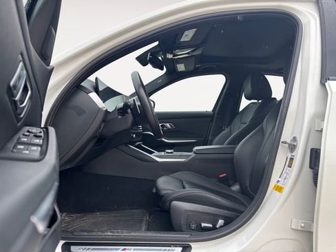 Certified 2023 BMW 330i Sedan w/ M Sport Package image 21