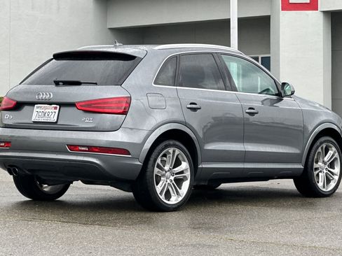 Used 2015 Audi Q3 2.0T Prestige w/ Prestige Package AWD/4WD image 2