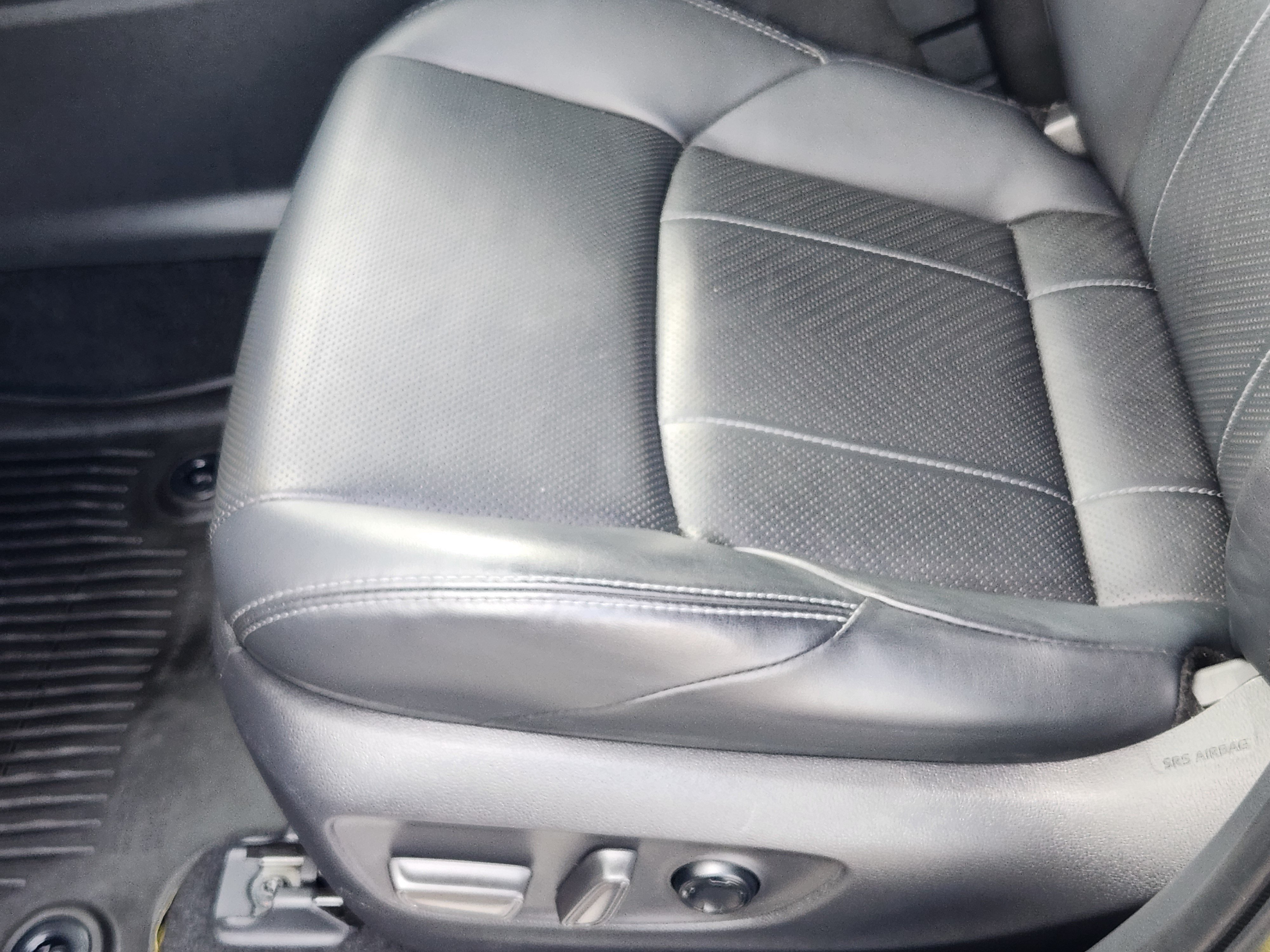 Certified 2023 Toyota Venza Limited AWD/4WD image 17