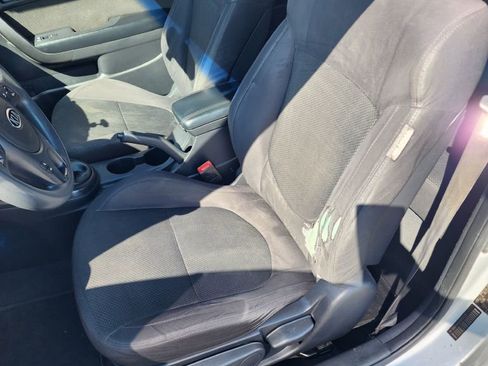 Used 2010 Kia Forte Koup EX image 8