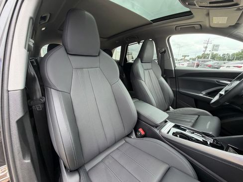 Used 2025 Audi Q5 Prestige AWD/4WD image 29