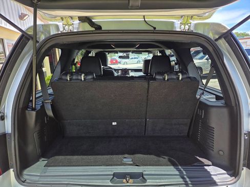 Used 2015 Ford Expedition Platinum RWD image 22