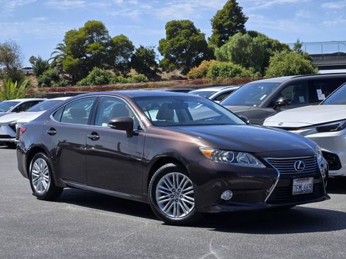 Used 2014 Lexus ES 350 w/ Premium Package FWD image 1