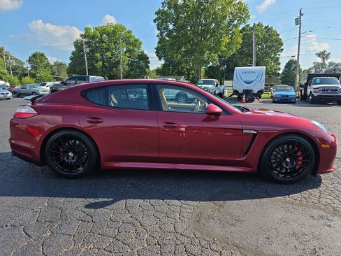 Used 2013 Porsche Panamera GTS AWD/4WD image 21