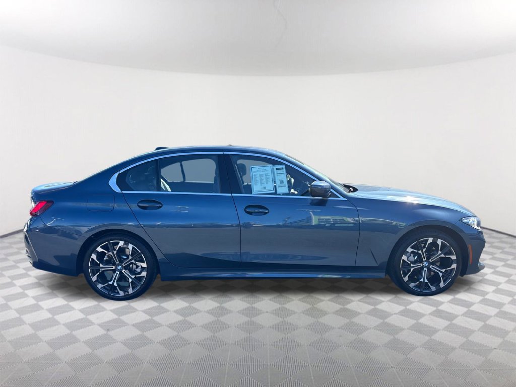 Used 2026 BMW 330i Sedan w/ Premium Package RWD image 3
