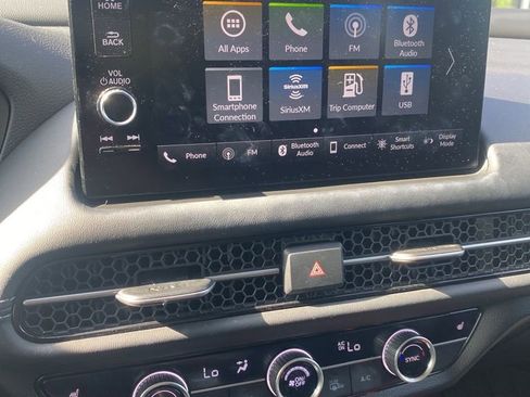 Used 2024 Honda HR-V EX-L image 6