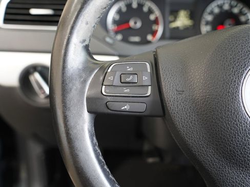Used 2013 Volkswagen Jetta SE FWD image 13
