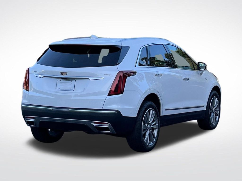 Used 2024 Cadillac XT5 Premium Luxury w/ Technology Package FWD image 5