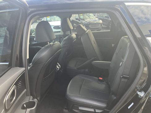 Used 2025 Kia Sorento EX FWD image 16