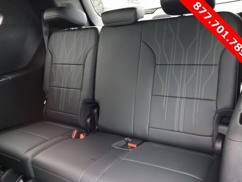 New 2025 Buick Enclave Avenir w/ Trailering Package, 5000 lbs. image 13