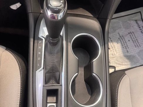 Used 2019 Chevrolet Equinox LS FWD image 26