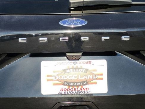Used 2022 Ford Escape SEL image 14