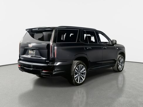 Used 2026 Cadillac Escalade Sport image 9