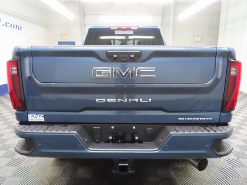 Used 2026 GMC Sierra 2500 Denali Ultimate image 41