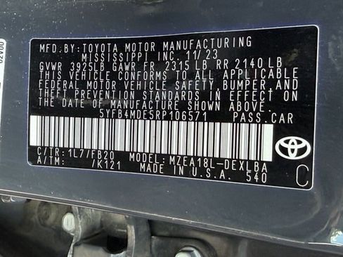 Used 2024 Toyota Corolla LE FWD image 24