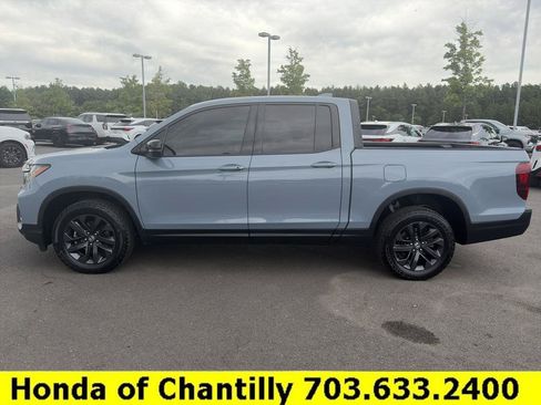 Used 2024 Honda Ridgeline Sport image 4