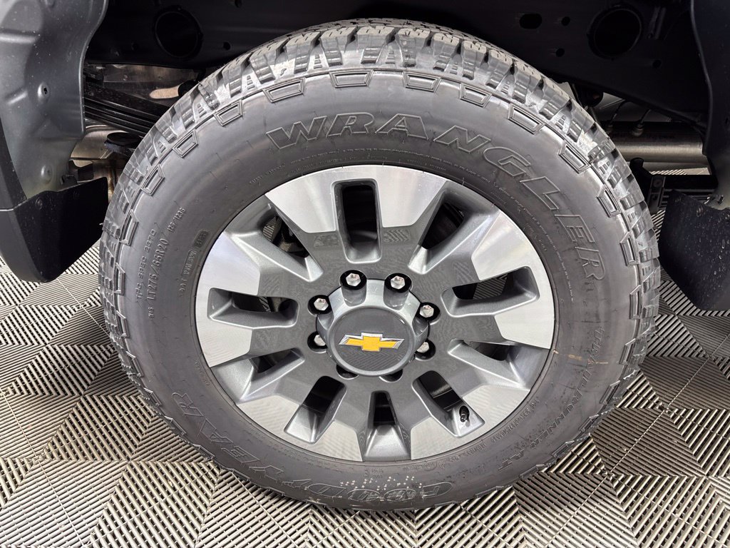 New 2026 Chevrolet Silverado 2500 Custom w/ Custom Value Package AWD/4WD image 7