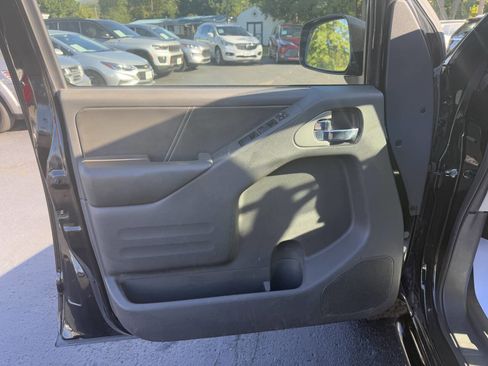 Used 2018 Nissan Frontier PRO-4X w/ Pro-4x Luxury Package image 23