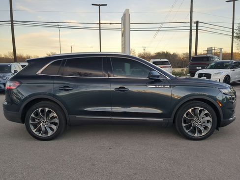 Used 2023 Lincoln Nautilus Reserve w/ Luxury Package image 2