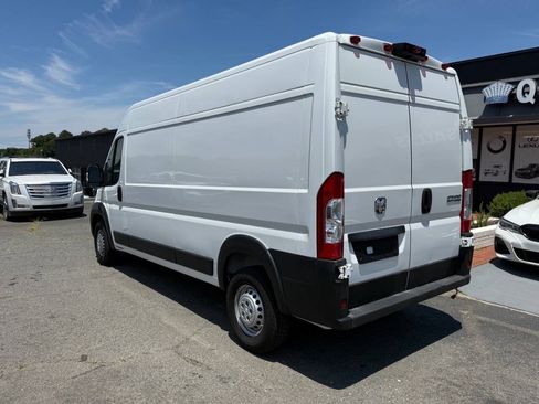 Used 2025 RAM ProMaster 2500 w/ Convenience Group FWD image 7