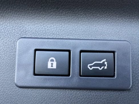 Used 2025 Subaru Forester Sport image 24