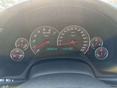 Used 2007 Chevrolet Corvette Coupe w/ Preferred Equipment Group image 15