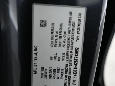 Used 2025 Tesla Model 3 RWD image 29