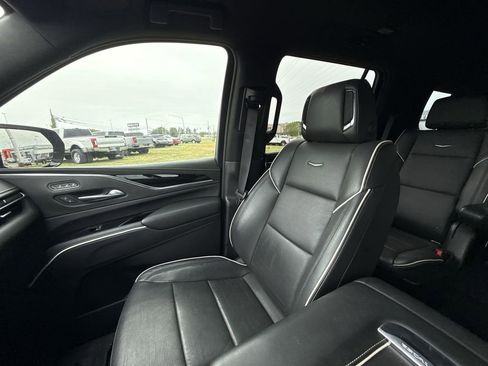 Used 2021 Cadillac Escalade Sport w/ Driver Assist Tech Package AWD/4WD image 33