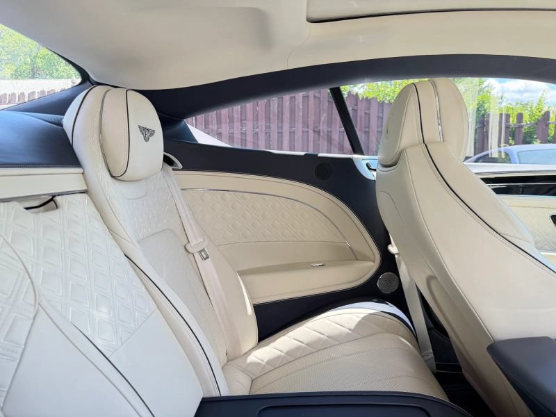 Used 2020 Bentley Continental GT AWD/4WD image 29