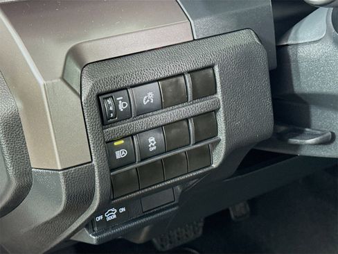 Used 2024 Toyota Tacoma SR5 image 8