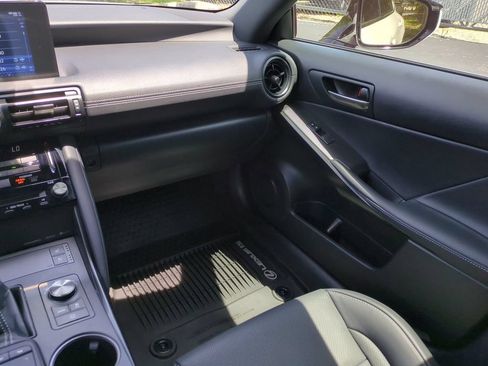 Used 2024 Lexus IS 350 F Sport w/ Memory Package RWD image 17