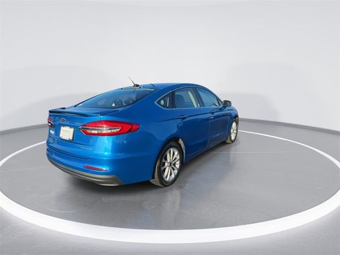 Used 2019 Ford Fusion Energi Titanium image 8