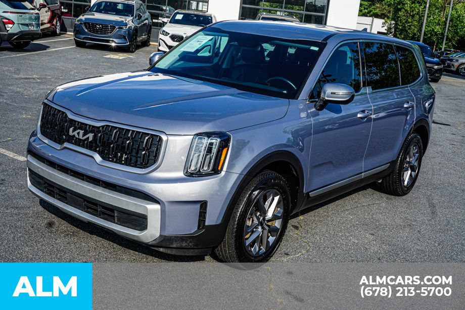 Used 2024 Kia Telluride LX FWD image 14