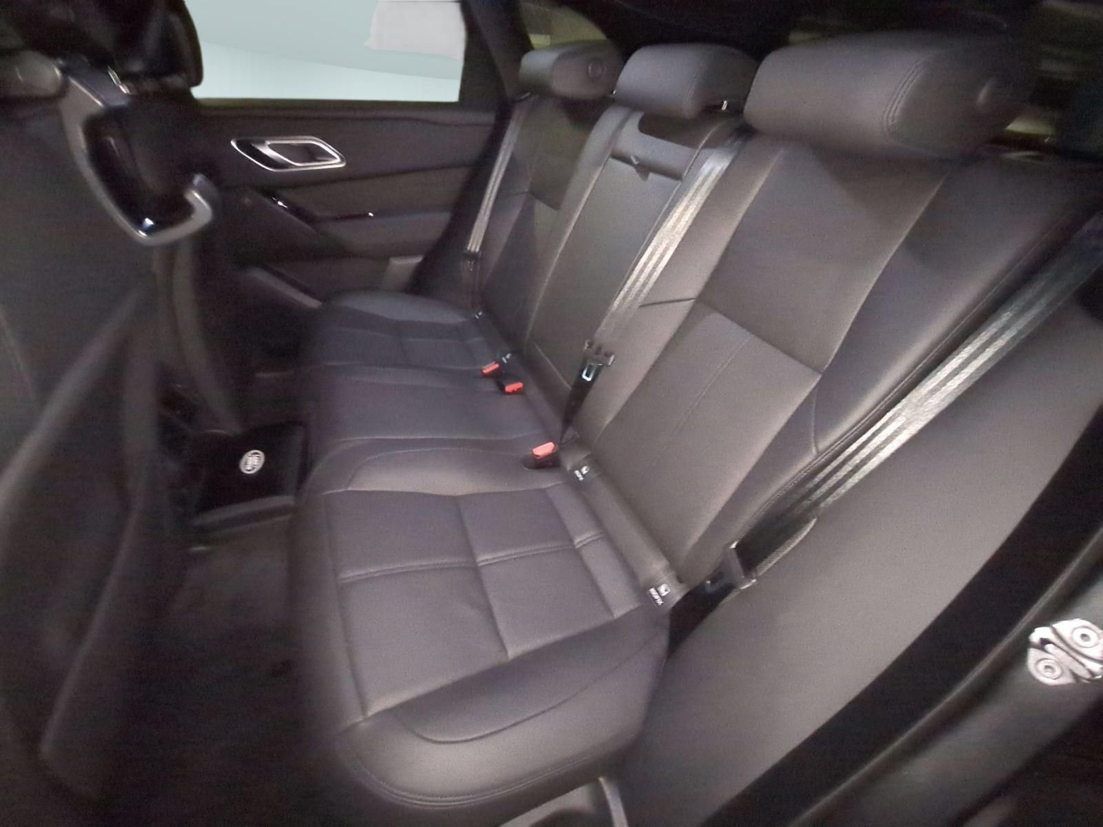 New 2026 Land Rover Range Rover Velar Dynamic SE AWD/4WD image 25