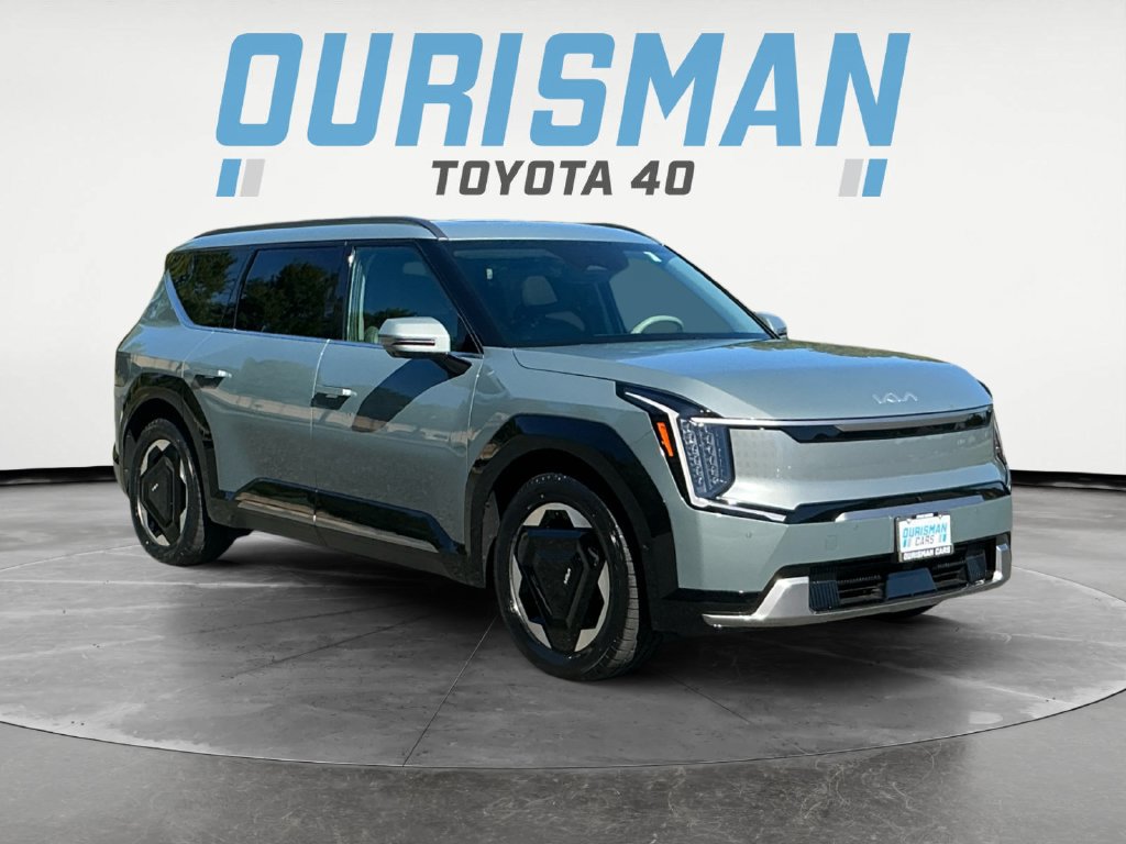 Used 2024 Kia EV9 Land w/ Towing Package AWD/4WD image 1